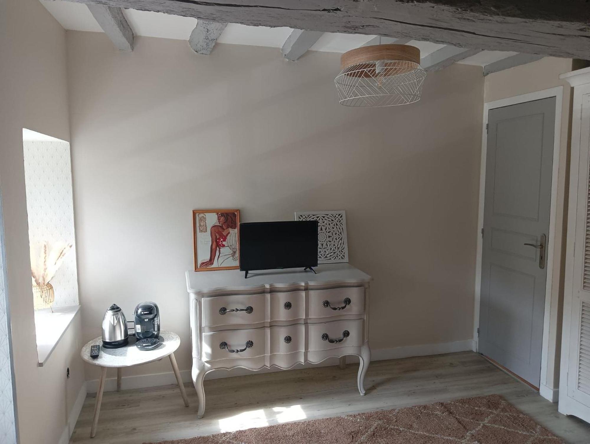 Chambre D'Hote Familiale De La Maison Bleue Lanvallay Eksteriør bilde